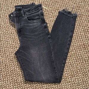 Zara Washed Black High-Rise Skinny Jeans with Raw Hem